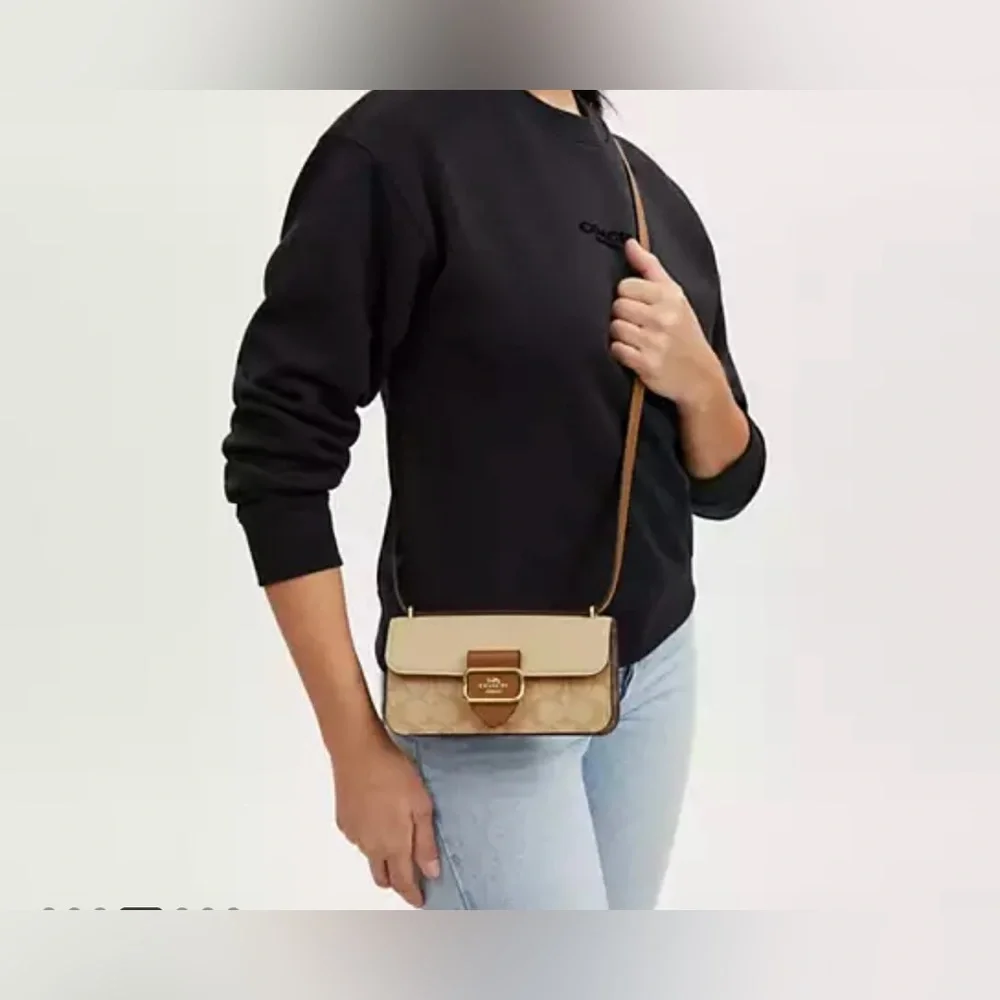 NWT Morgan Crossbody In Blocked Signature Canvas light khaki - Picture 2 of 10